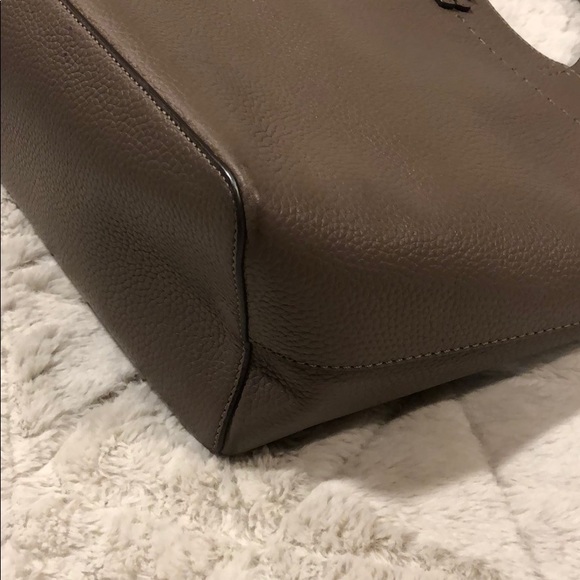 Tory Burch McGraw Tote Silver Maple - Picture 9 of 14